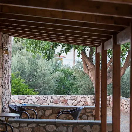 Georgia's * Monemvasía