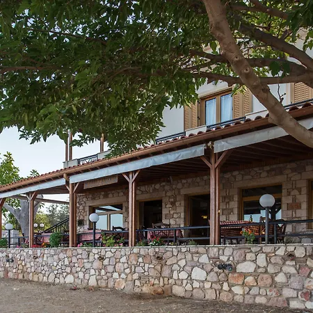 Georgia's * Monemvasía