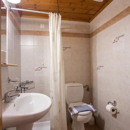 Georgia's * Monemvasía